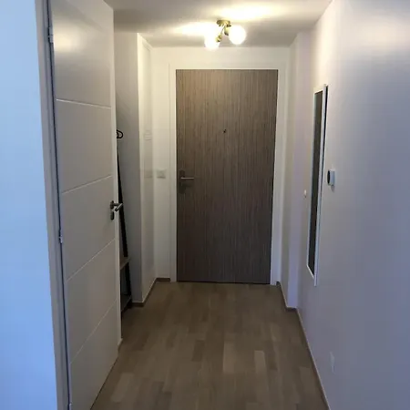 Appartement T2 48 M2 Le Cliper B Proche Du Lac, 1 Chambre Garage Terrasse Apartment