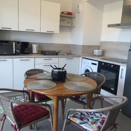 Appartement T2 48 M2 Le Cliper B Proche Du Lac, 1 Chambre Garage Terrasse Apartment Aix-les-Bains